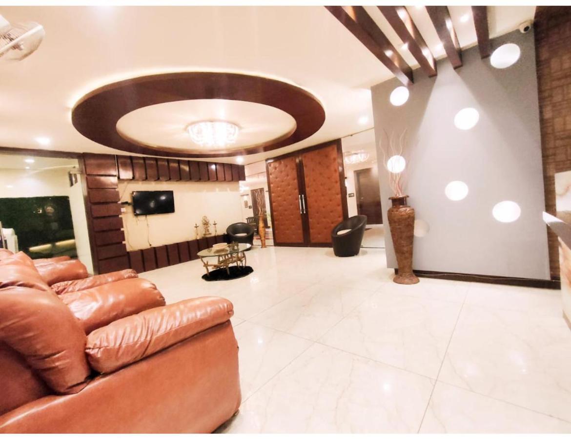 Hotel The Royal, Sehore Esterno foto
